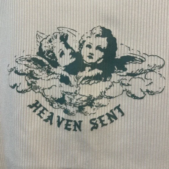 Graphic Tank Top - Picture 2 of 3